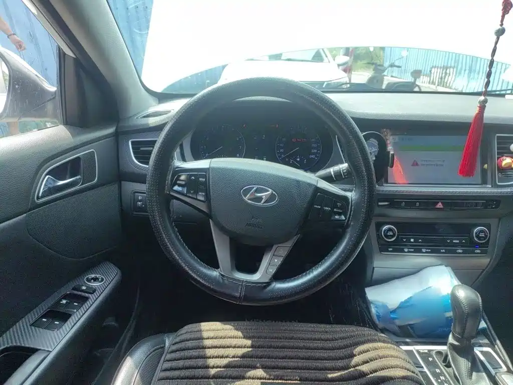 Hyundai Mistra 2014 — фото 11