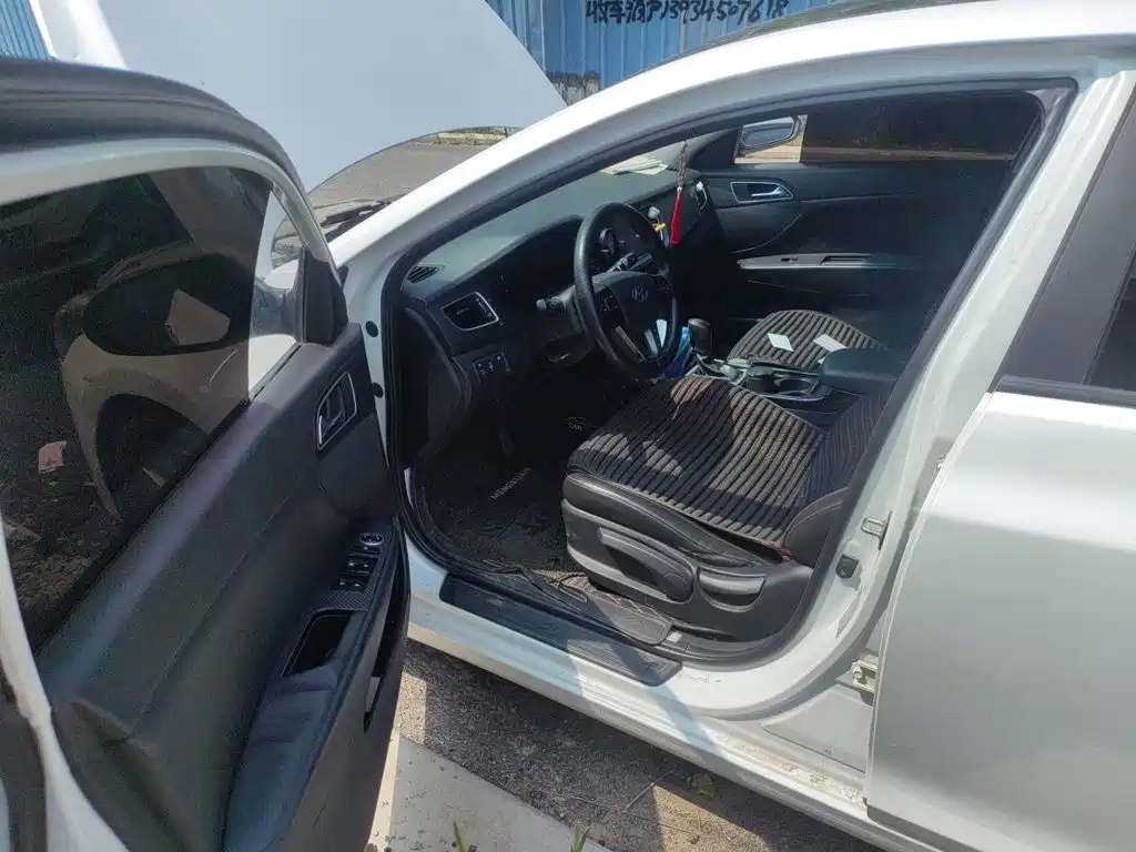 Hyundai Mistra 2014 — фото 17