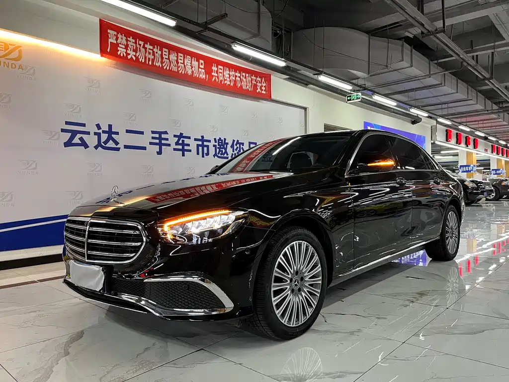 Mercedes-Benz E-Class 2023 — фото 2