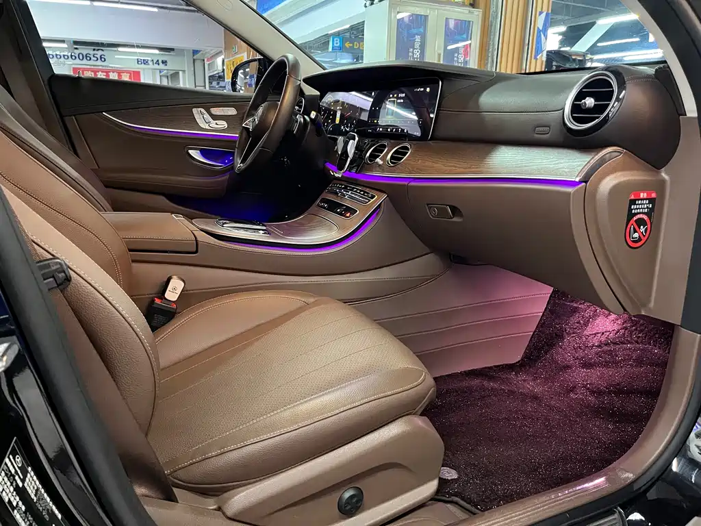 Mercedes-Benz E-Class 2023 — фото 14