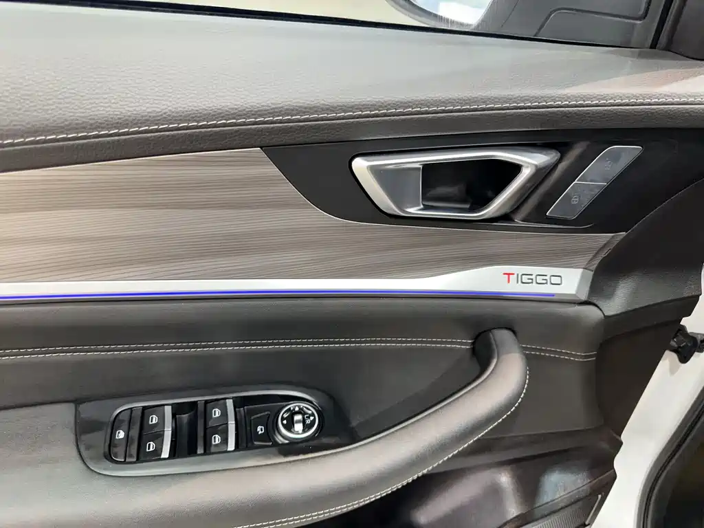 Chery Tiggo 8 2022 — фото 12