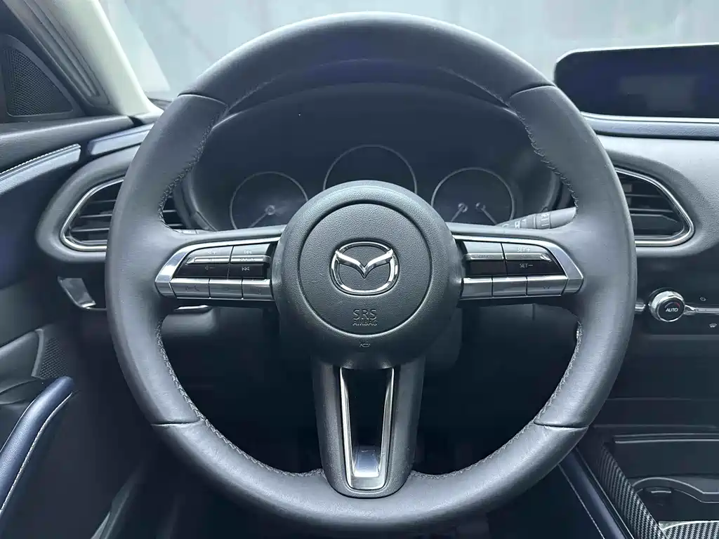 Mazda CX-30 2022 — фото 13