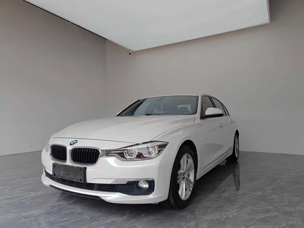BMW 3 Series 2016 — фото 1
