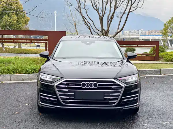 Audi A8 2021