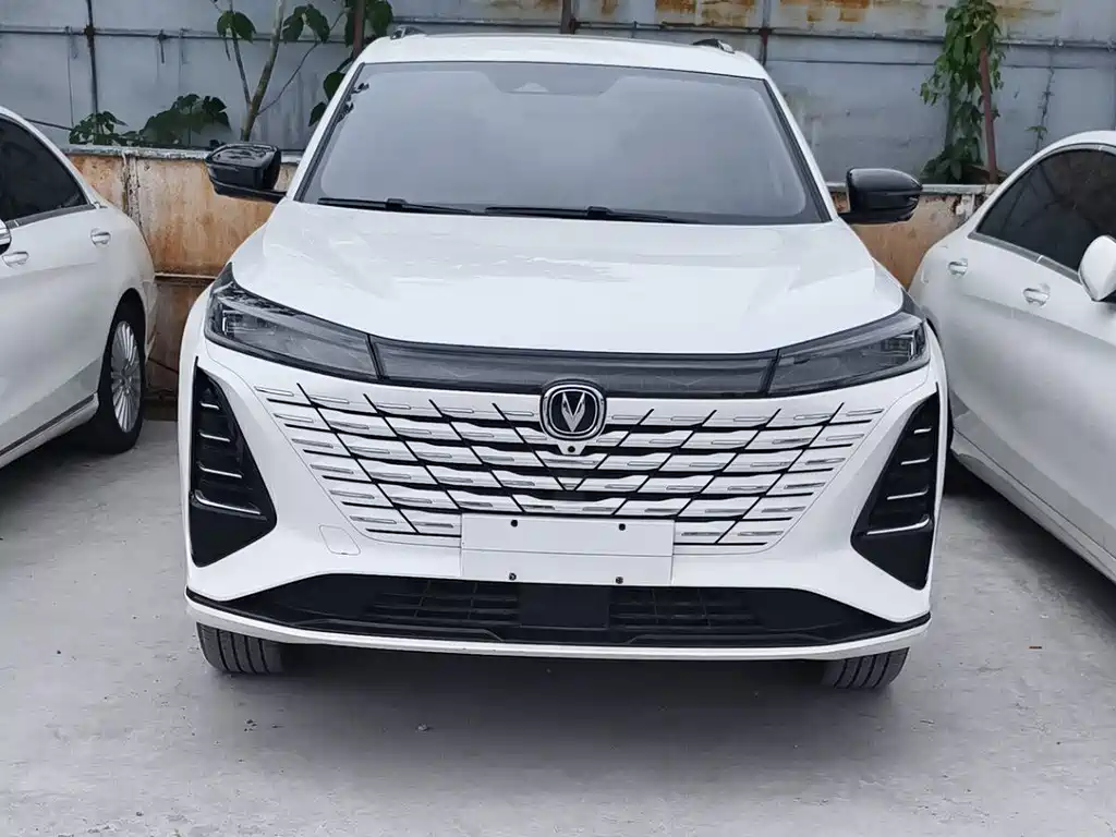 Changan CS75 PLUS 2024 — фото 2