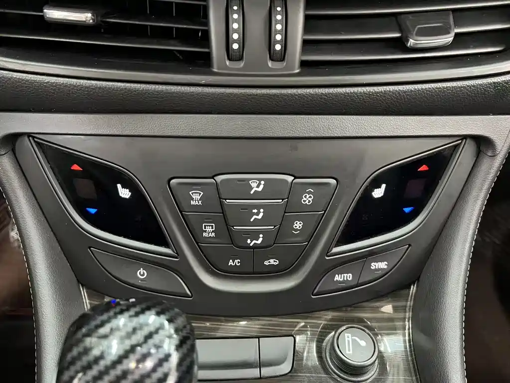 Buick Envision Plus 2020 — фото 16