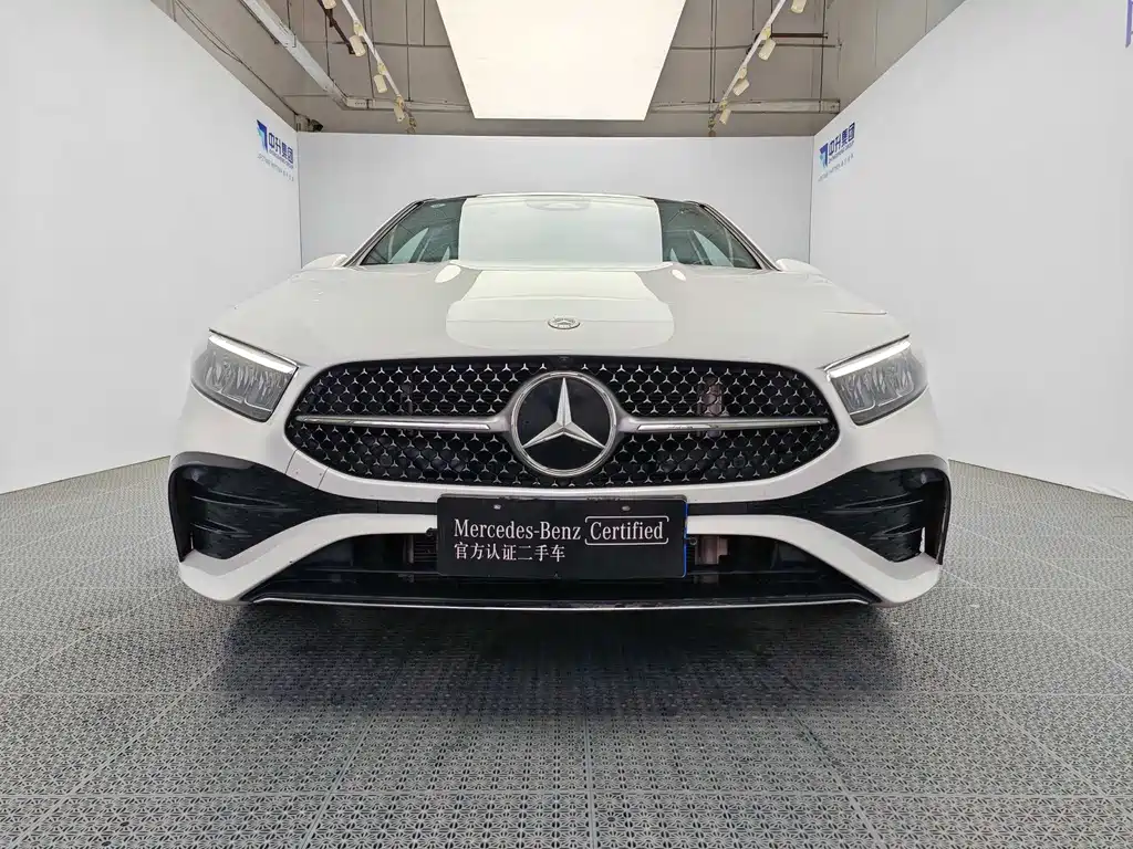 Mercedes-Benz A-Class 2023 — фото 2