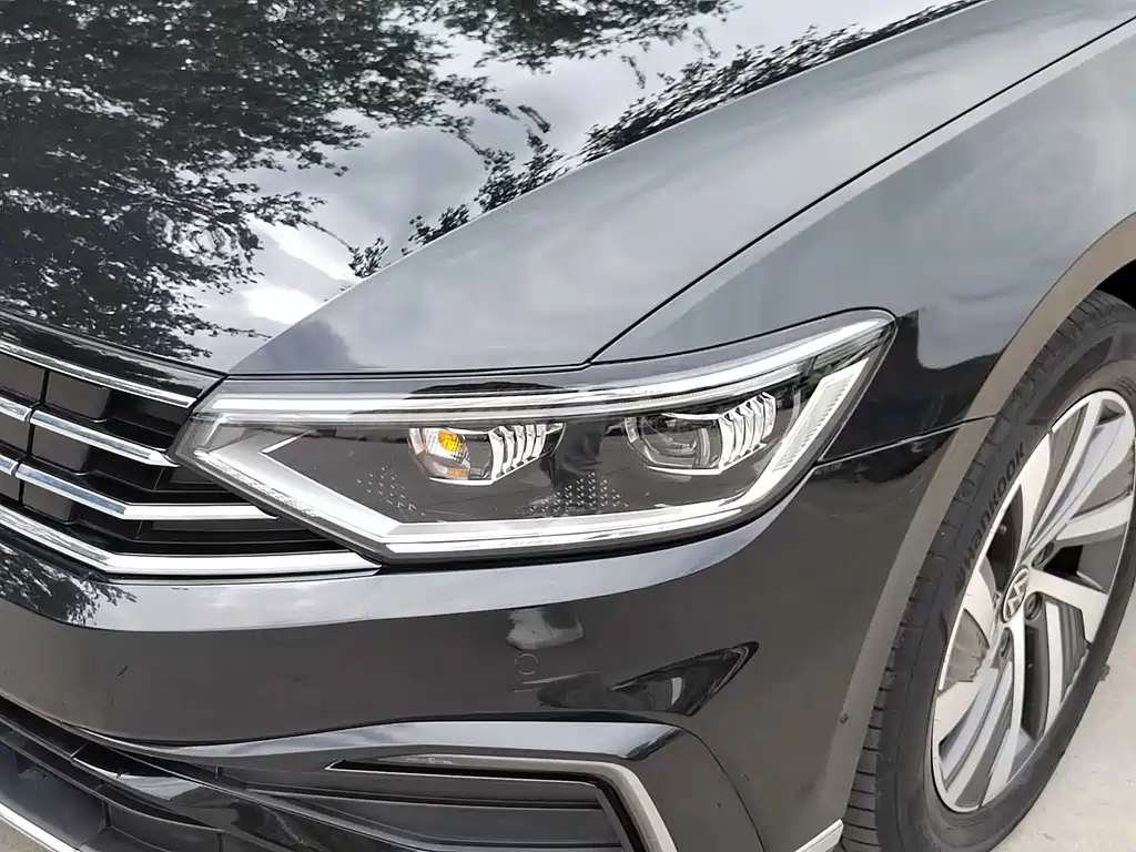 Volkswagen Magotan GTE PHEV 2023 — фото 11