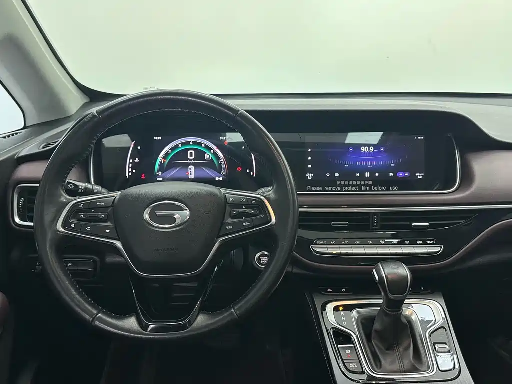 GAC Trumpchi M6 2022 — фото 10
