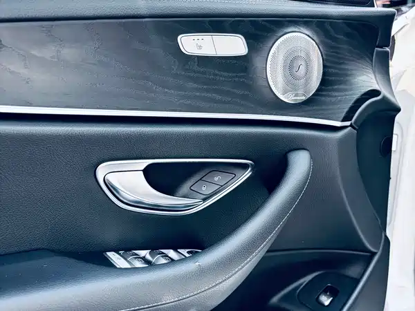 Mercedes-Benz E-Class 2022