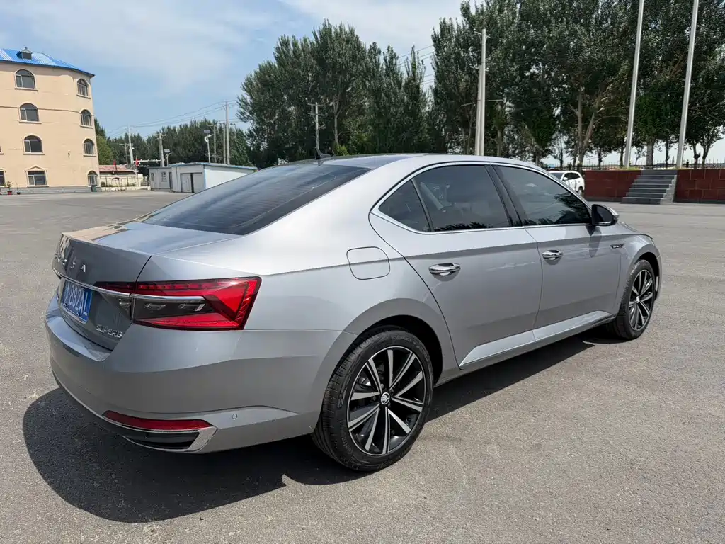 Skoda Superb 2024