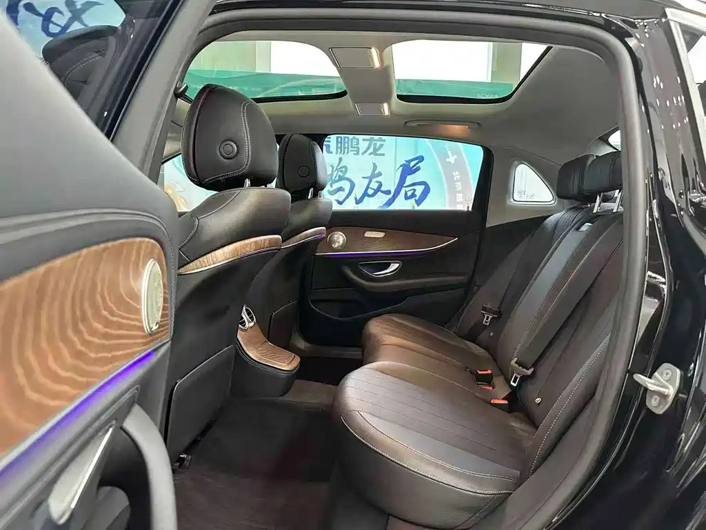 Mercedes-Benz E-Class 2021 — фото 10