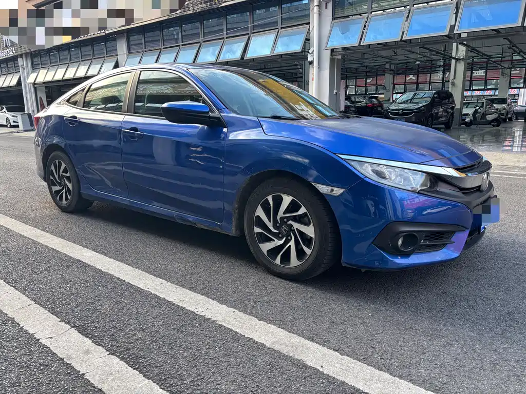 Honda Civic 2017 — фото 3