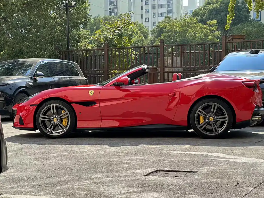 Ferrari Portofino 2019 — фото 3
