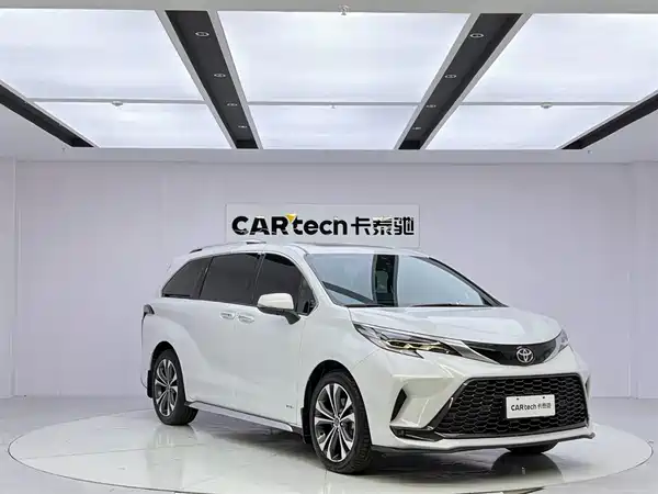 Toyota Granvia 2024
