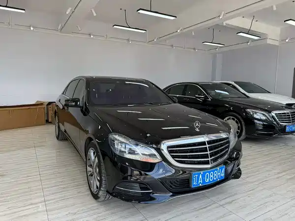 Mercedes-Benz E-Class 2015