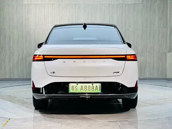 XPeng P5 2022