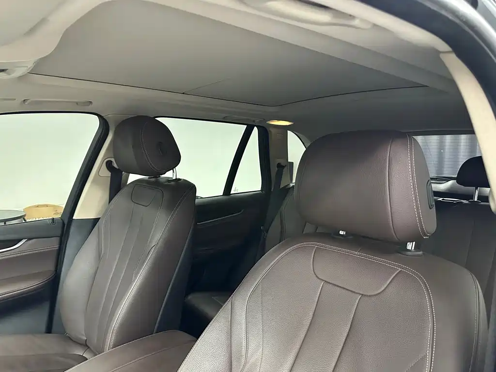 BMW X5 2015 — фото 16