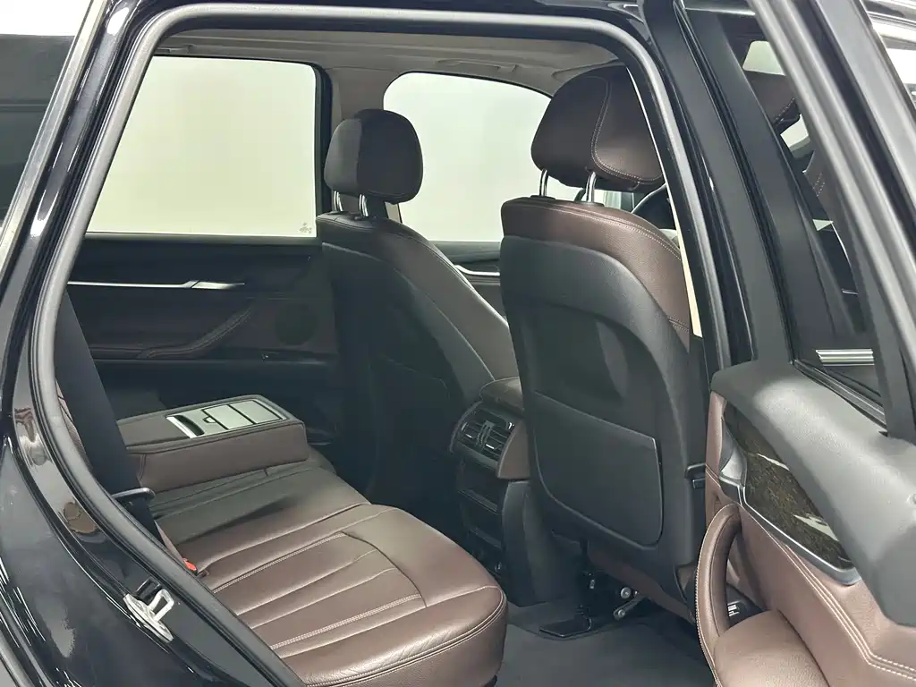 BMW X5 2015 — фото 14