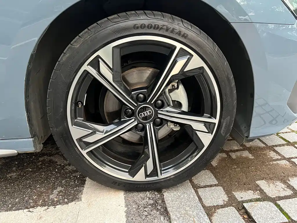 Audi A3 2022 — фото 27