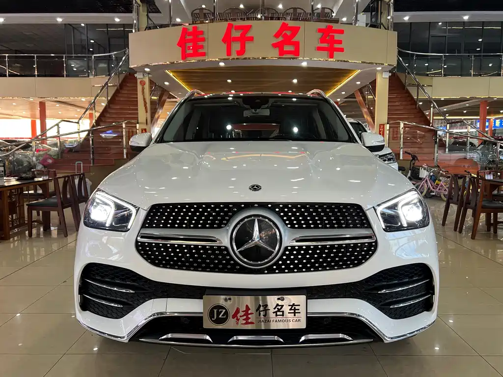 Mercedes-Benz GLE 2019 — фото 2
