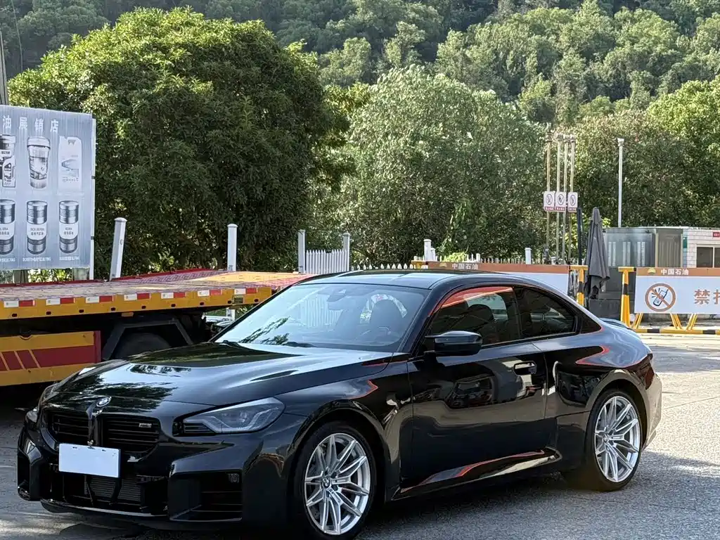 BMW M2 2025 — фото 1