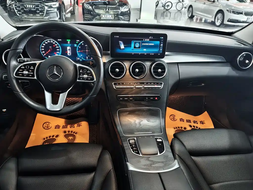 Mercedes-Benz C-Class 2019 — фото 10