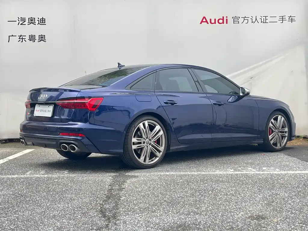 Audi S6 2021 — фото 4