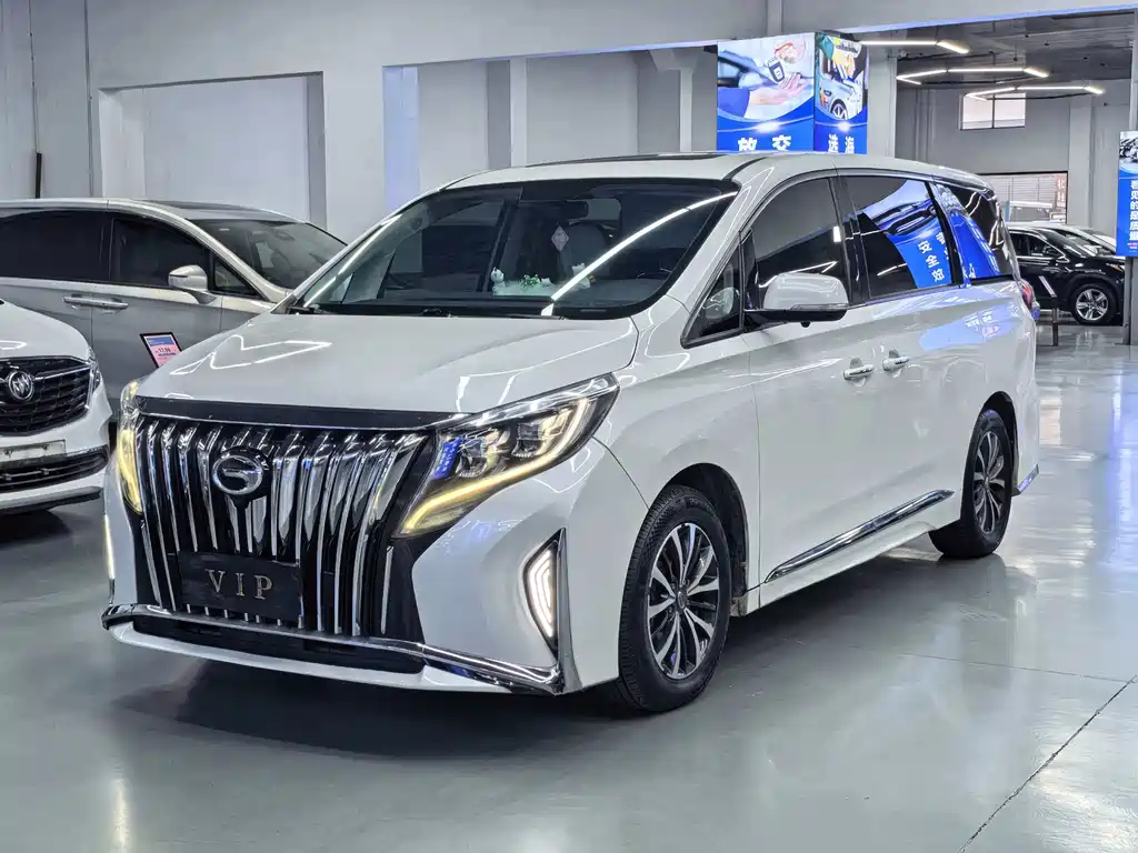 GAC Motor Trumpchi M8 2022 — фото 1