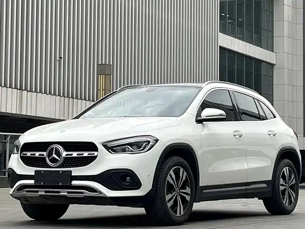 Mercedes-Benz GLA 2020