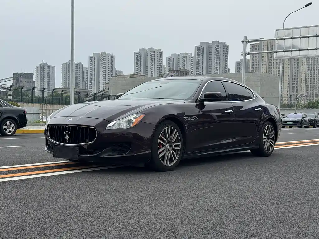 Maserati Quattroporte 2016 — фото 1