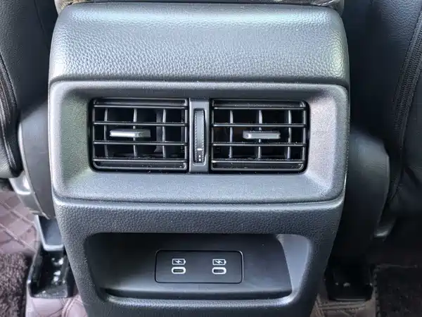 Honda Breeze 2025