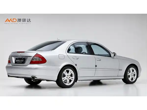 Mercedes-Benz E-Class 2008