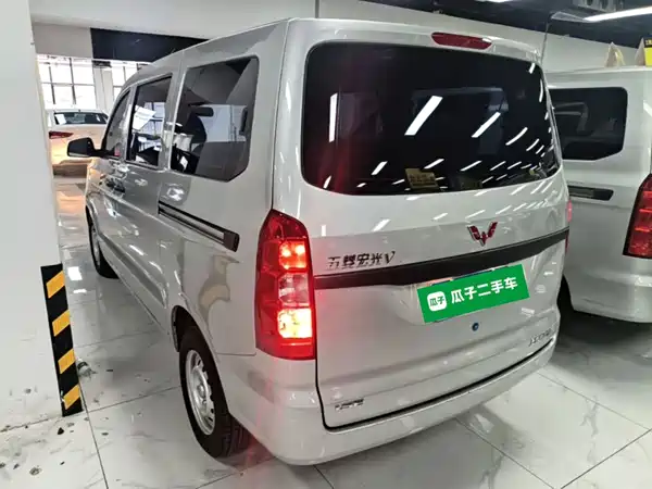 Wuling Hongguang V 2025