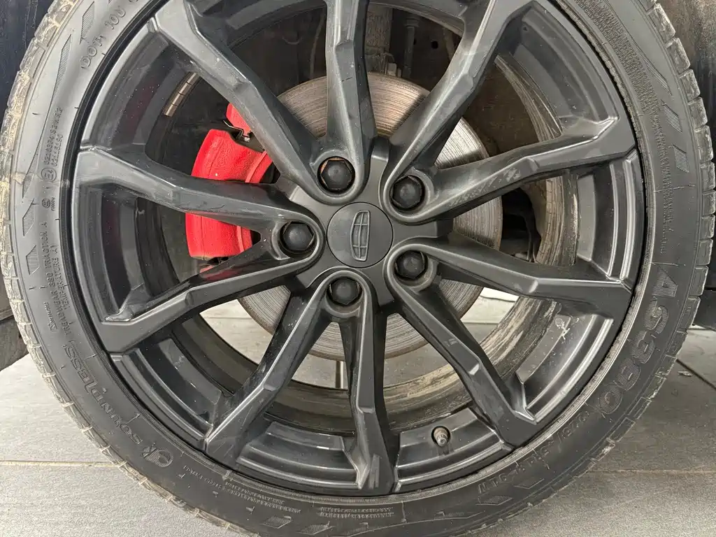 Geely Emgrand S 2023