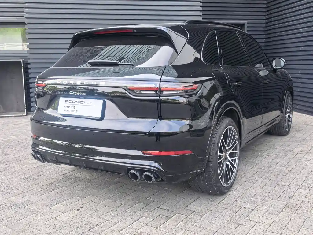 Porsche Cayenne 2019 — фото 9