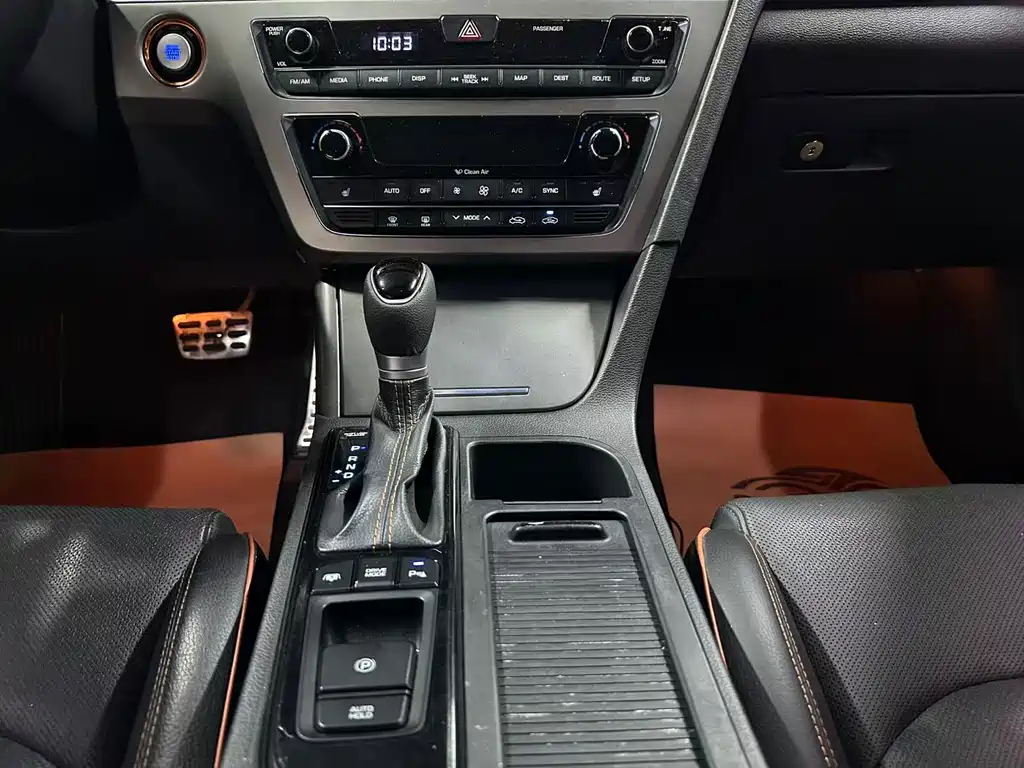 Hyundai Sonata 2015 — фото 12