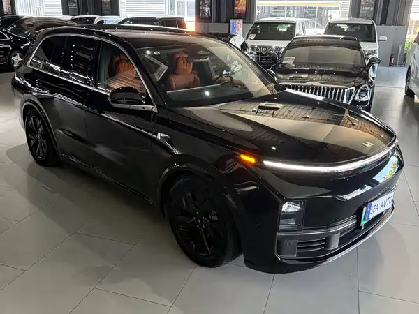 Li Auto L8 2023