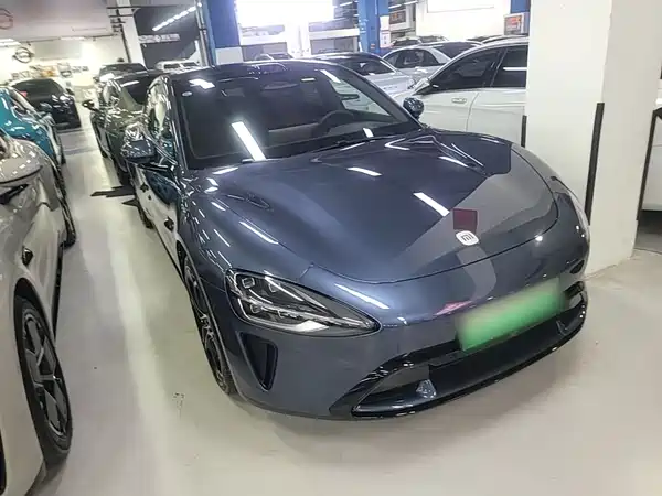 Xiaomi SU7 2025