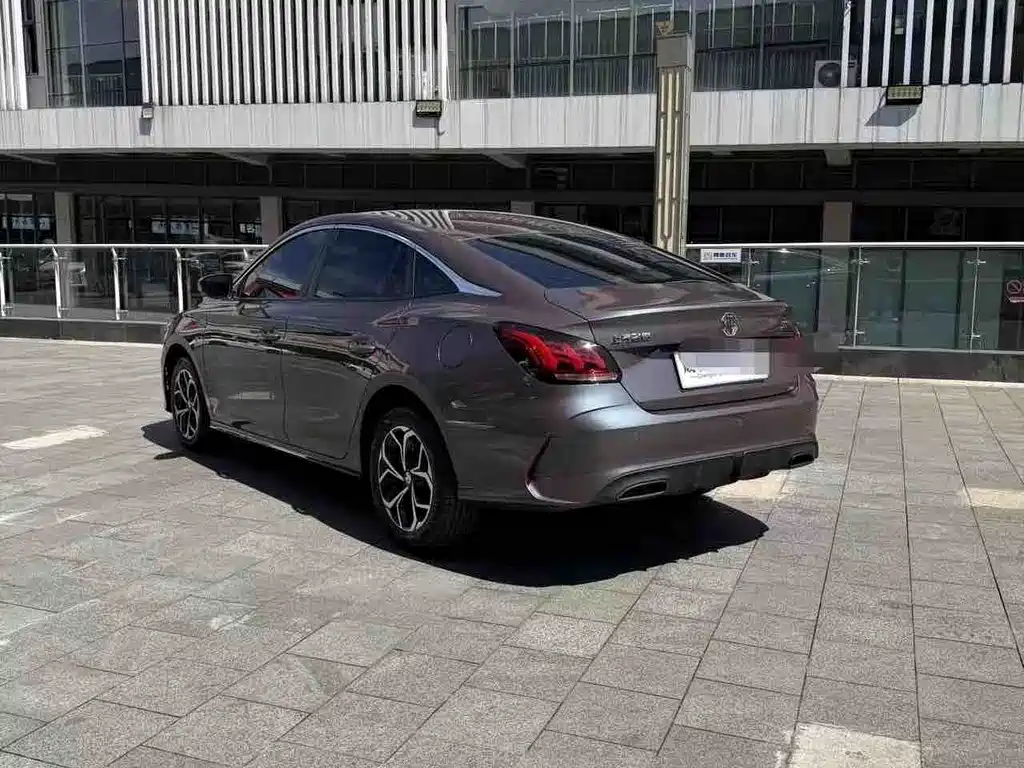 MG MG5 2023