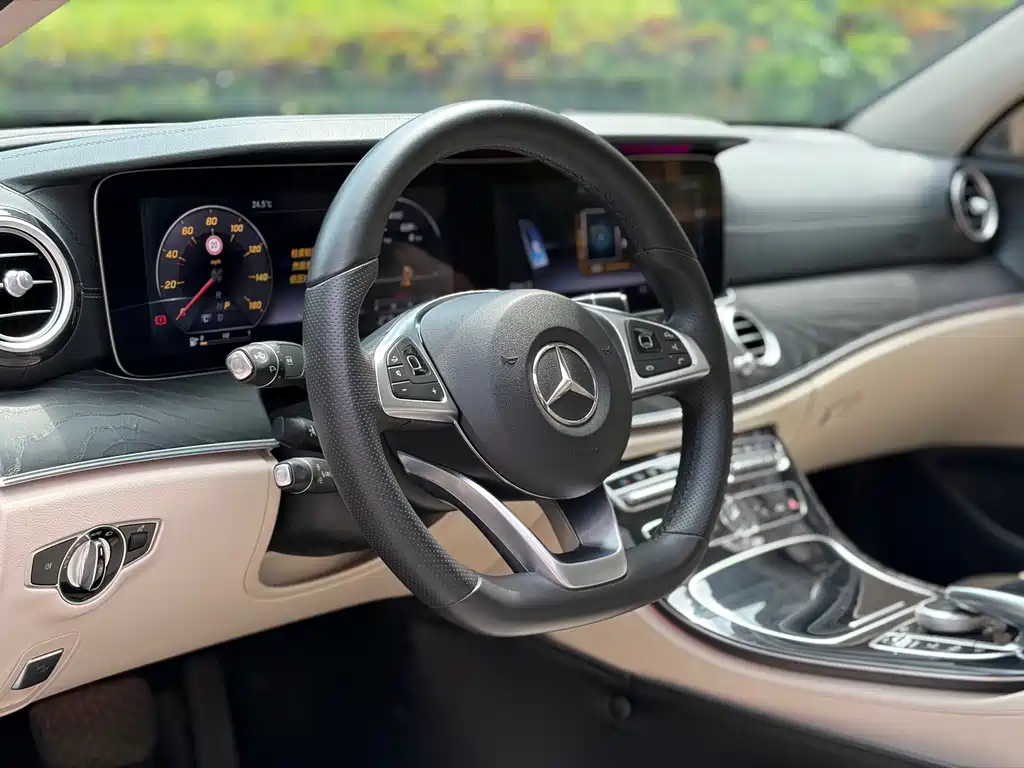 Mercedes-Benz E-Class 2017 — фото 6