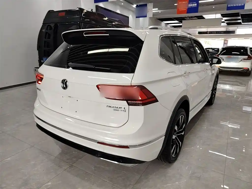 Volkswagen Tiguan L 2020 — фото 7