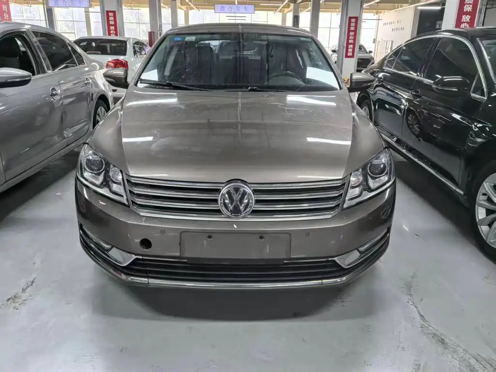 Volkswagen Magotan 2014
