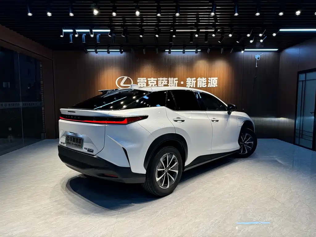 Lexus RZ 2023 — фото 3