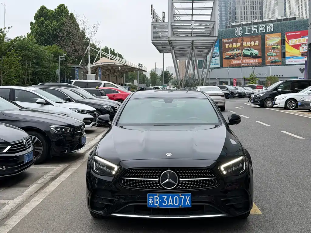 Mercedes-Benz E-Class 2022 — фото 2