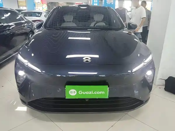NIO ET7 2022