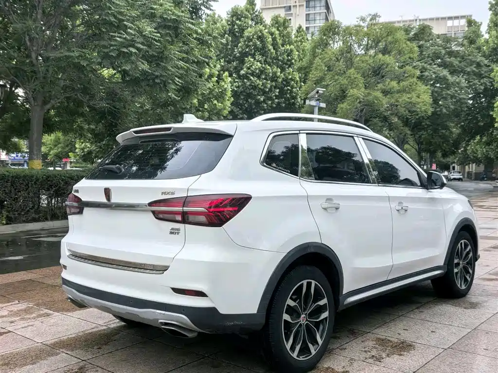 Roewe RX5 2016 — фото 4