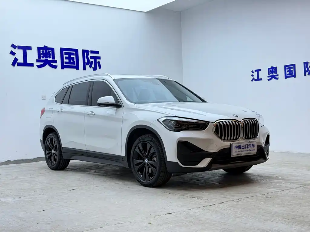 BMW X1 2023 — фото 3