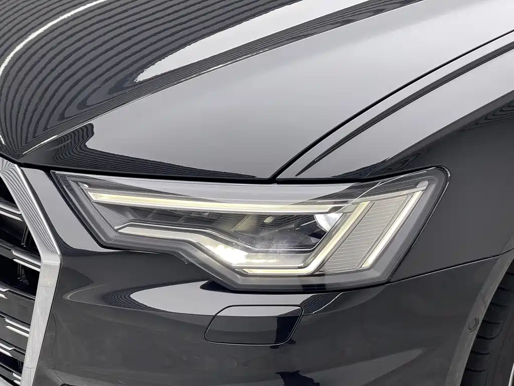 Audi A6L 2025 — фото 18