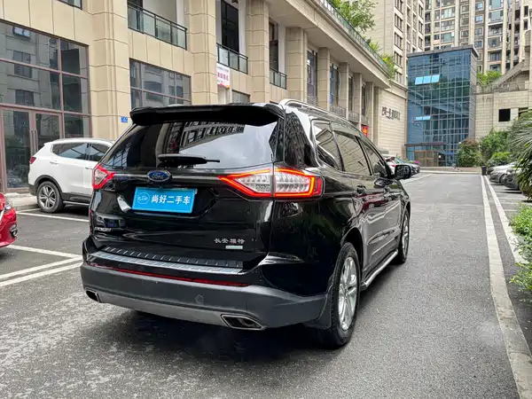 Ford Edge 2016